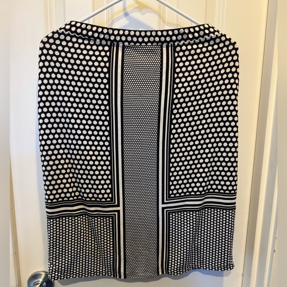 Max Studio Monochrome Geometric Pencil Skirt